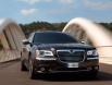 2012-lancia-thema-17