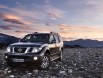 nissan-pathfinder_2010_1024x768_wallpaper_02