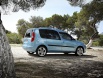 skoda-roomster_2011_1024x768_wallpaper_1c