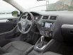 2011-volkswagen-jetta-104
