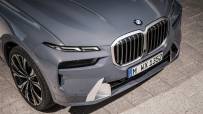 2023-BMW-X7-20