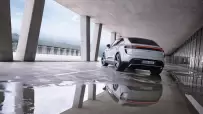 2024-Porsche-Macan-EV-4
