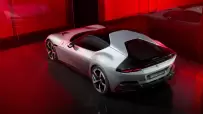 New_Ferrari_V12_ext_04_Design_white_media