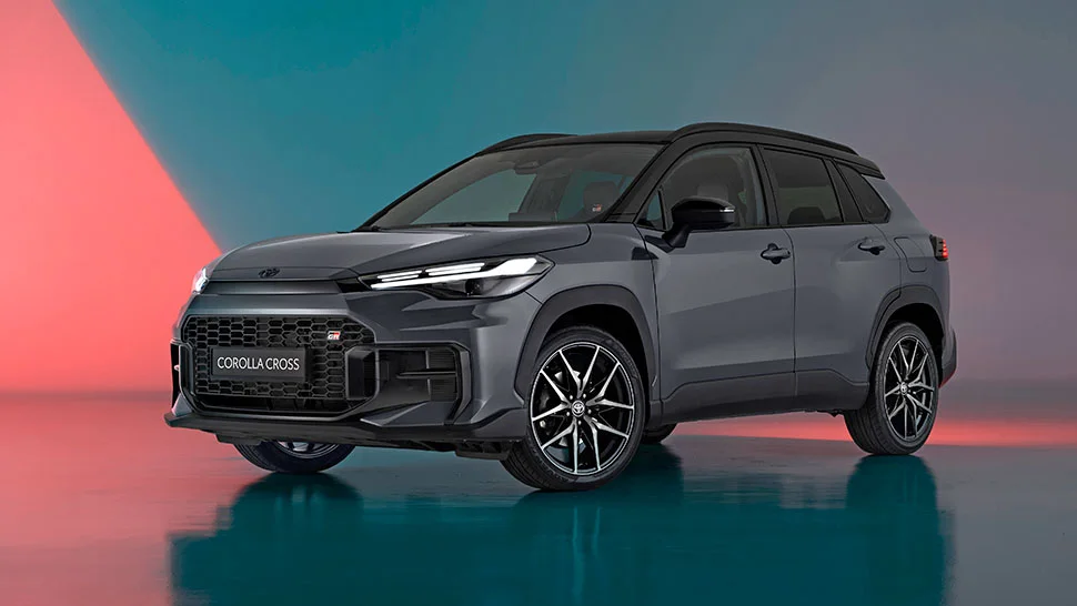 2025 טויוטה קורולה קרוס GR SPORT