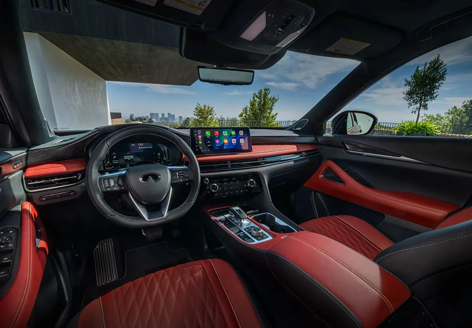 אינפיניטי QX65 תא הנוסעים