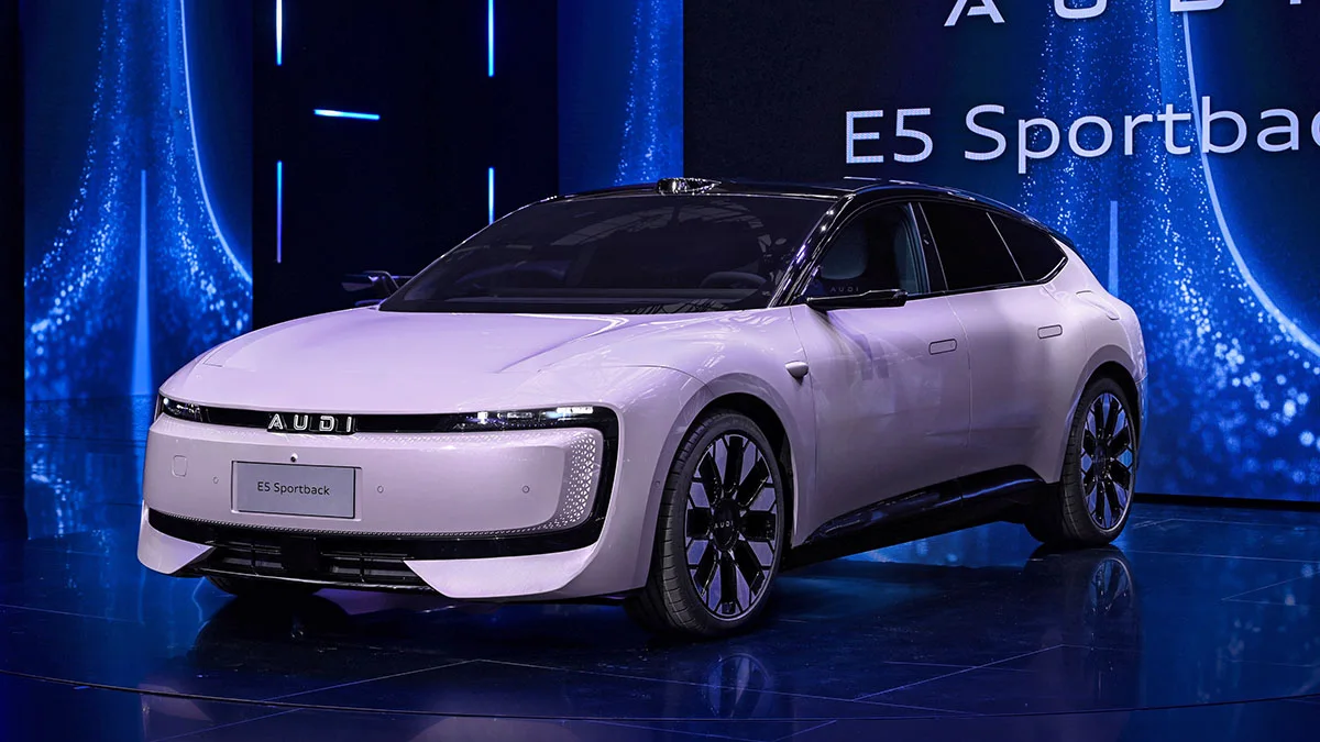 2025 AUDI E5 ספורטבק