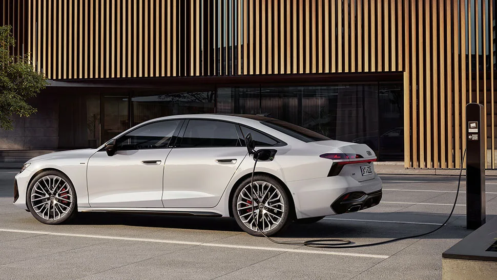 אודי A6 e-hybrid החדשה
