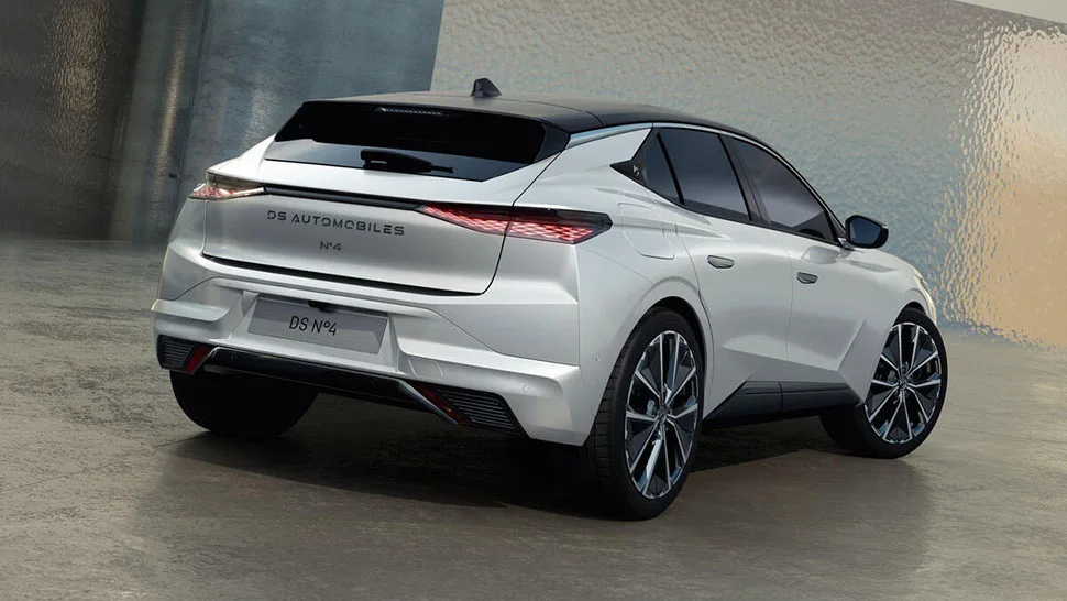 2025 DS N4