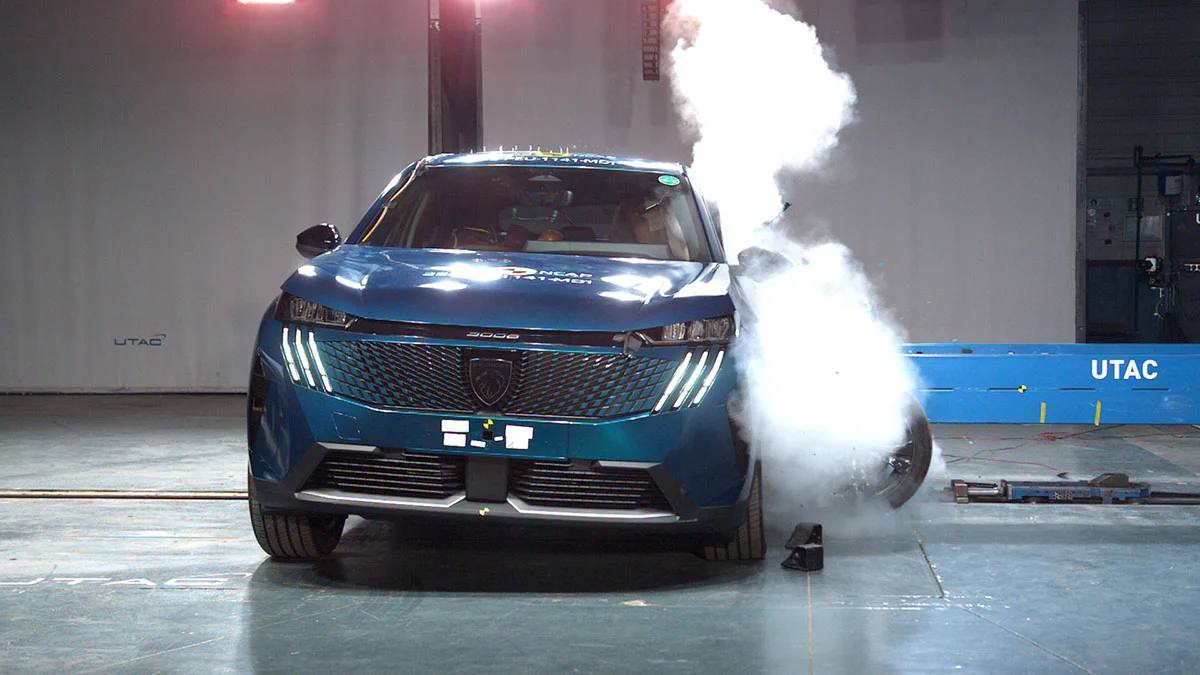 פיג'ו 3008 NCAP
