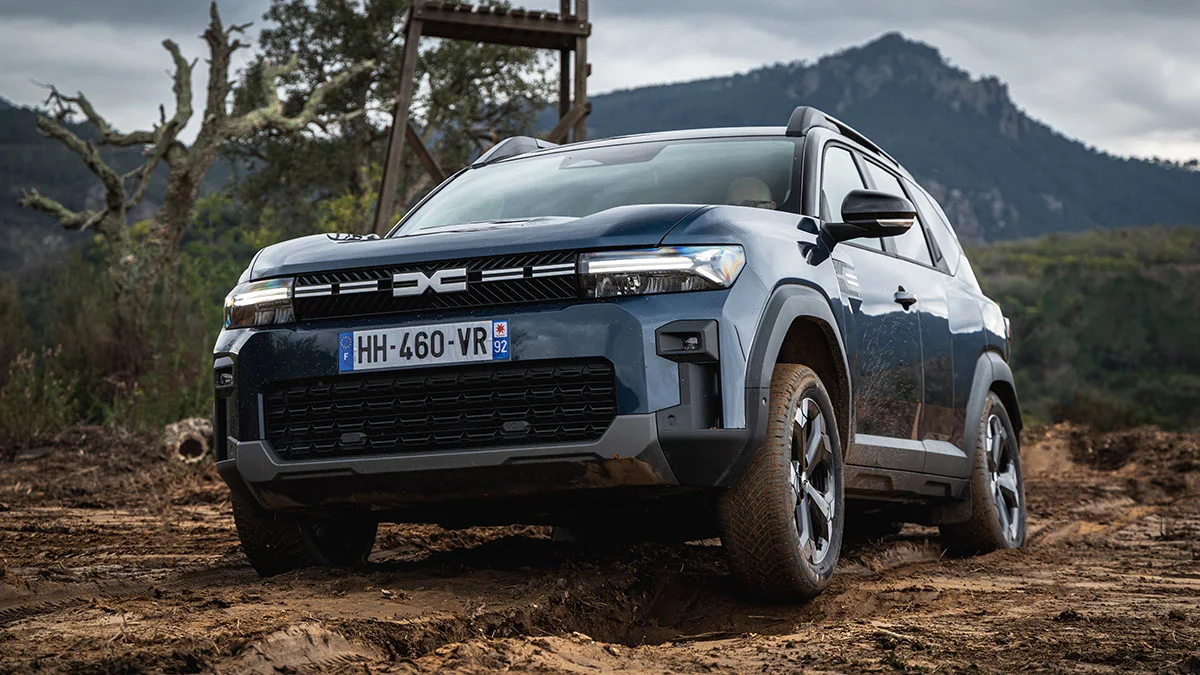 דאצ'יה ביגסטר הייבריד 4X4 2026