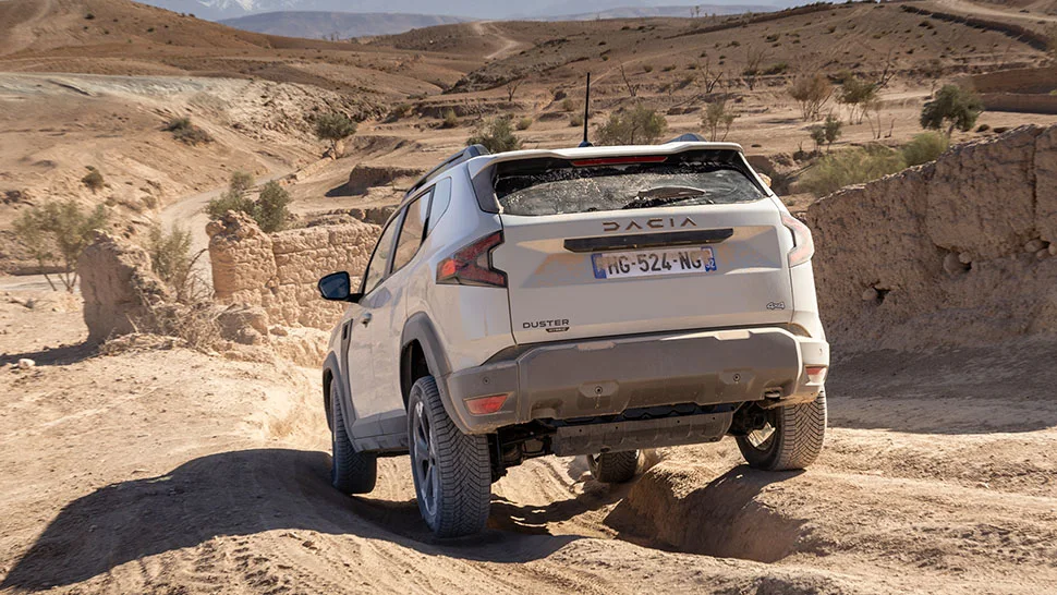 2026 דאצ'יה דאסטר הייבריד 4X4