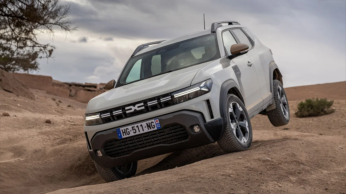 דאצ'יה דאסטר הייבריד 4X4 2026