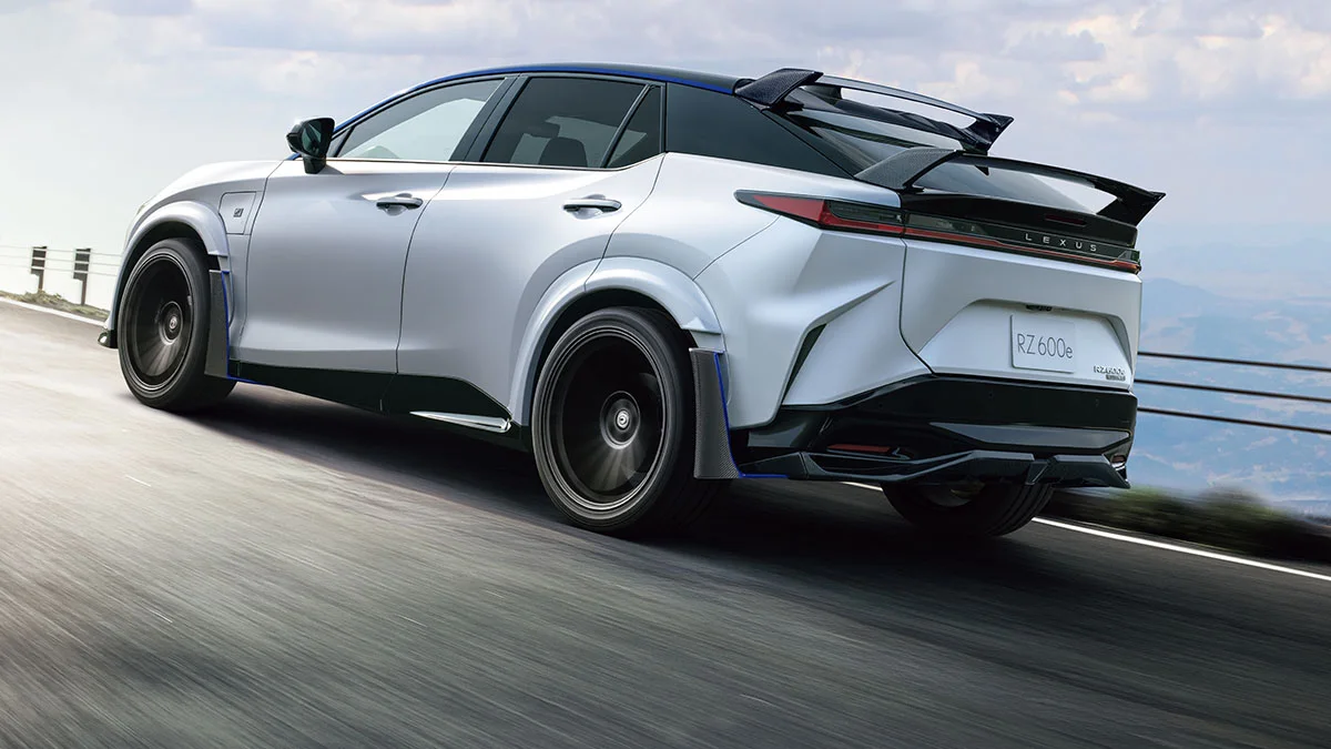 2026 לקסוס RZ 600e F SPORT
