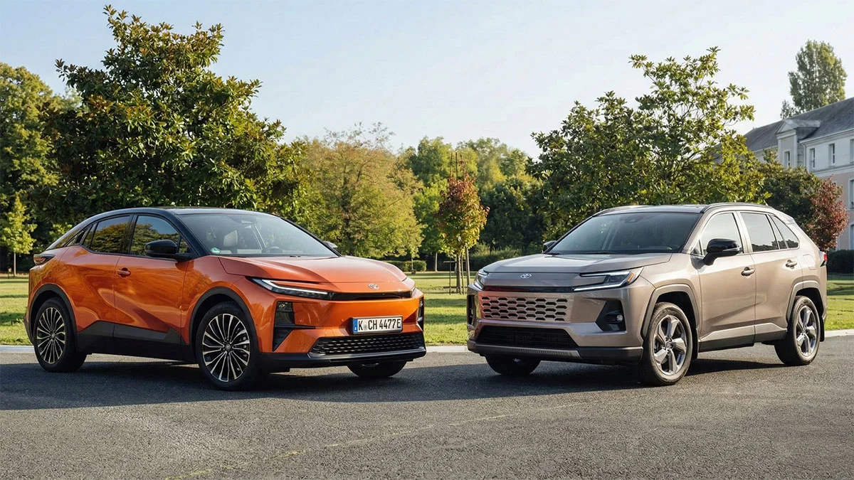 ראב4 טויוטה C-HR פלוס