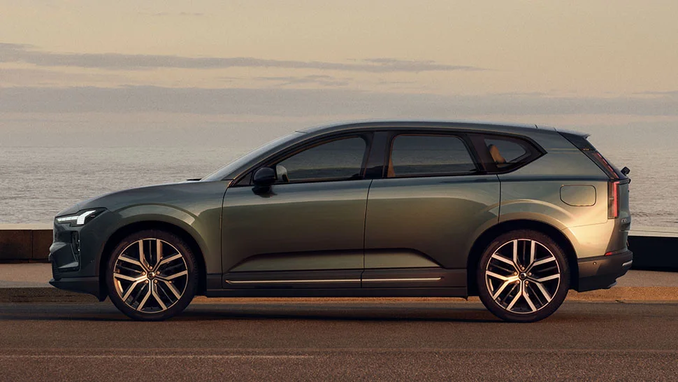 2026  וולוו EX60