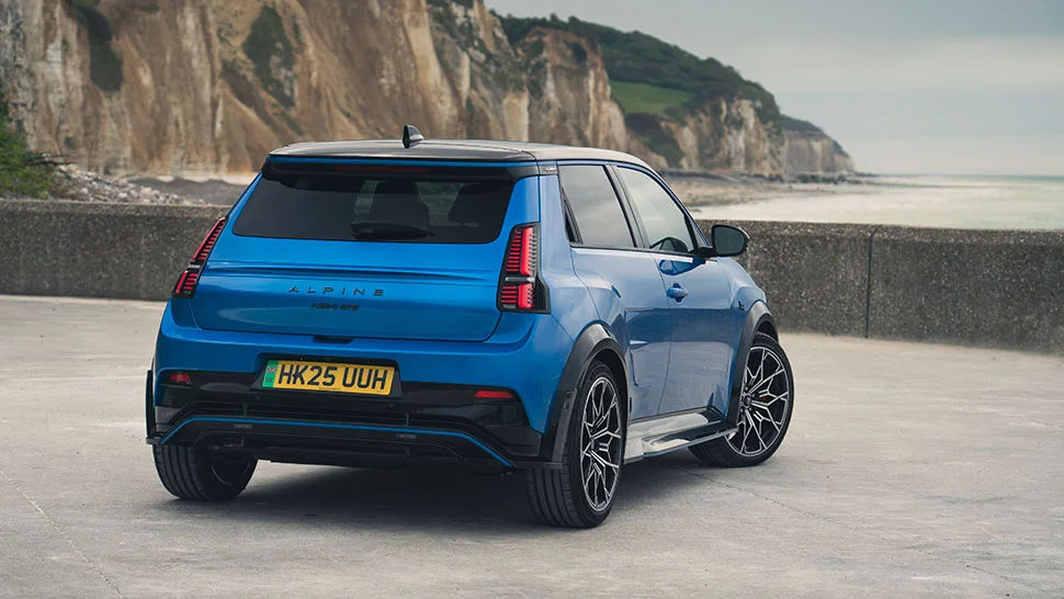 2026 אלפין A290