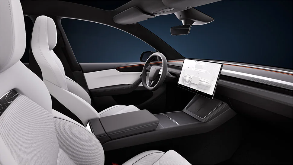 מודל Y פרפרומנס תא הנוסעים