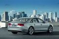 2013-audi-s8-3