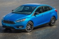 2015-Ford-Focus-sedan-front-side-static-view