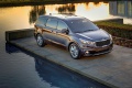 2015-kia-sedona-02-1