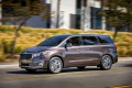 2015-kia-sedona-05-1