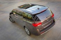 2015-kia-sedona-09-1