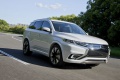 Mitsubishi-Outlander-PHEV-Concept-S-4