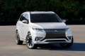 Mitsubishi-Outlander-PHEV-Concept-S-6