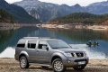 nissan-pathfinder_2010_1024x768_wallpaper_03