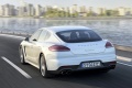 2014-porsche-panamera-22