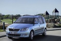 skoda-roomster_2011_1024x768_wallpaper_03