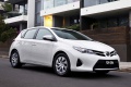 toyota-auris-2013_02