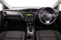 toyota-auris-2013_03