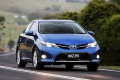 toyota-auris-2013_07