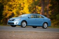 2012-toyota-camry-hybrid-05