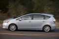 prius_v_024