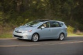 prius_v_027