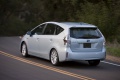 prius_v_030