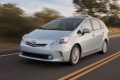 prius_v_035