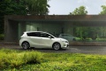 toyota-verso_2013_04