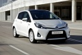 toyota-yaris-hsd_2012_00