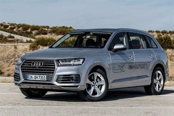 אודי Q7 E-TRON