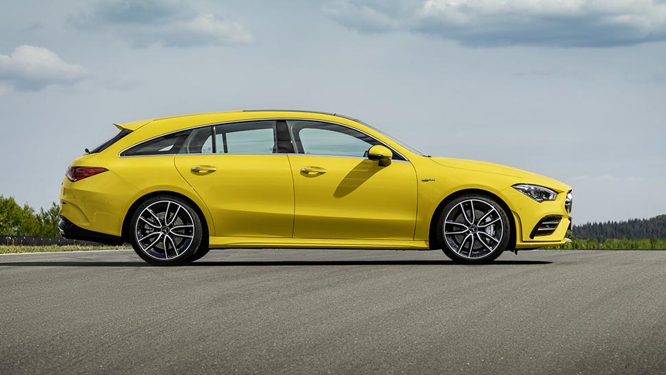 ספורטיבית ופרקטית מרצדס CLA 35 AMG שוטינג ברייק
