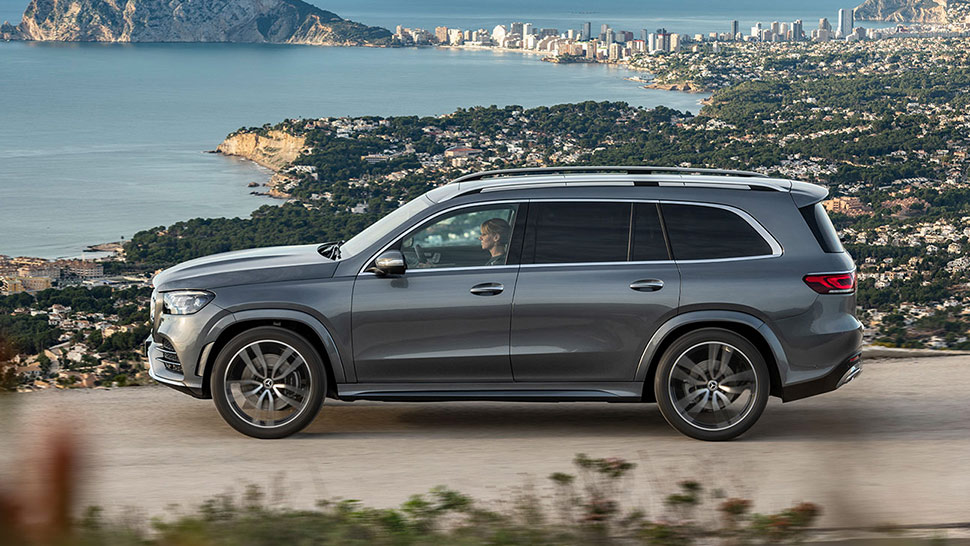 עיצוב עגלגל ויוקרתי יותר למראה 2019 מרצדס GLS החדש