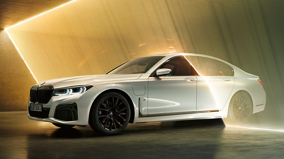 ניתן לקבל גם בחבילת M Sport ב.מ.וו 745e