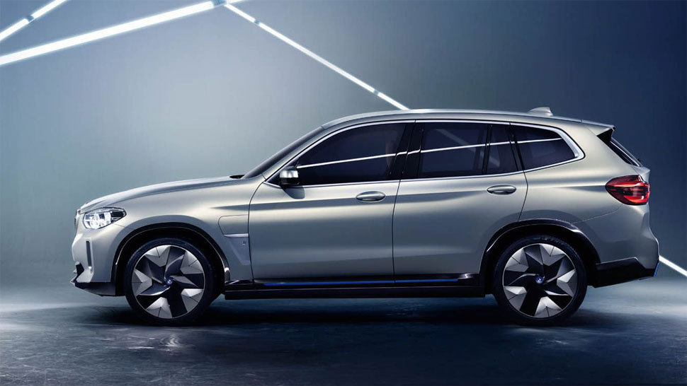 מערכת eDrive דור 5 וטווח חשמלי של 400 קילומטר ב.מ.וו ix3 קונספט