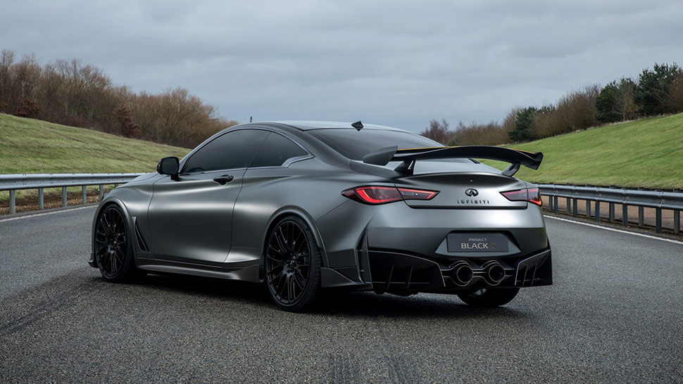 עצבנית גם מאחור אינפיניטי Project Black S