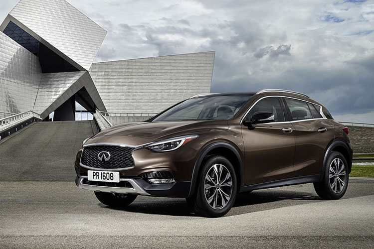 2016 אינפיניטי QX30