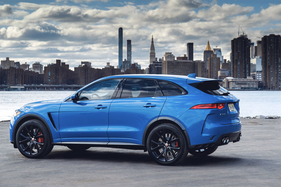 יגואר F-PACE SVR