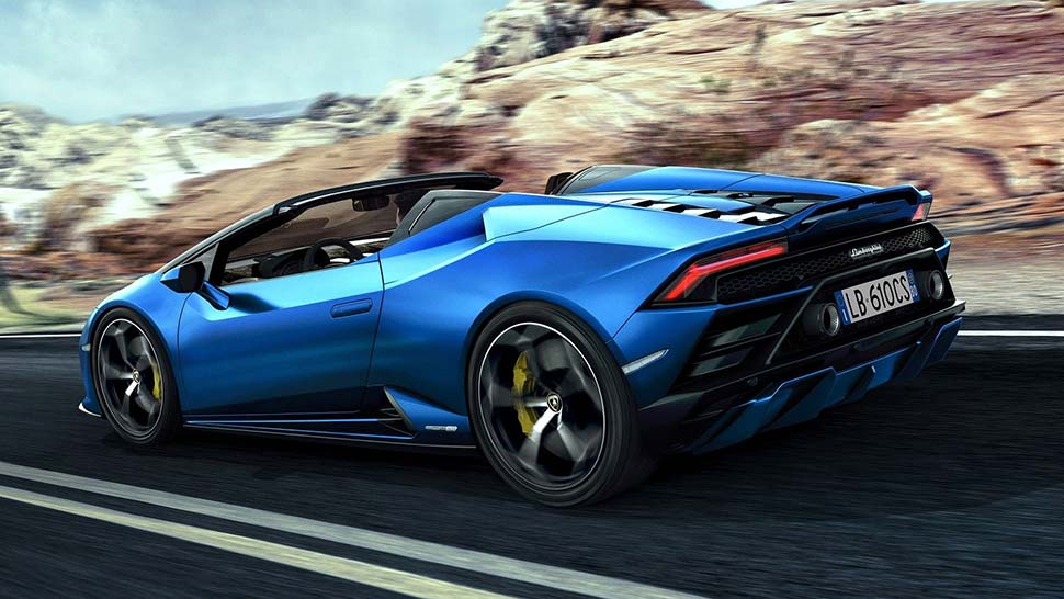 הנעה אחורית ואוויר פתוח למברוגיני הורקאן EVO RWD